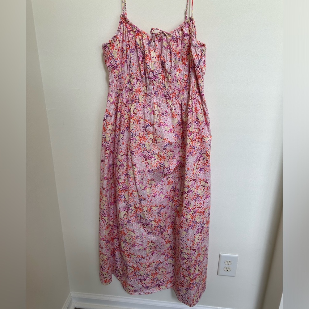 Floral spaghetti strap maxi dress